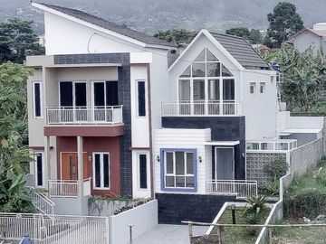 Rumah dijual READY STOCK hunian muslim di Lembang Bandung