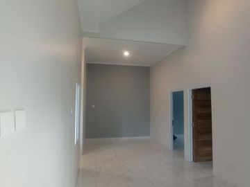 RUMAH CANTIK SHM DEKAT KAMPUS UPN YOGYAKARTA