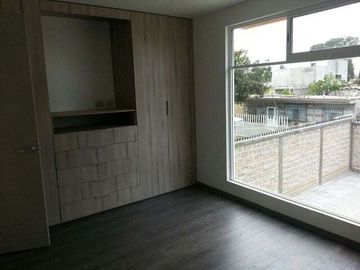 SE VENDE HERMOSA CASA