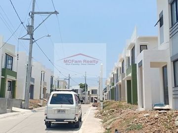 4BR House and Lot in Cainta For sale