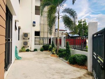 Corner Lot House for SALE or RENT with 4 Bedrooms in Sto. Domingo Angeles City