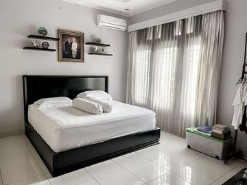 Hunian second furnished siap huni di pondok kelapa