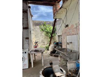 CASA EN JOSE HERNANDEZ 754 (RETASADA)