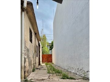 CASA EN JOSE HERNANDEZ 754 (RETASADA)