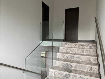 Casa en Venta Contry la Silla en Guadalupe