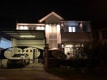 Rumah Mewah Villa Bukit Indah Pakuwon Surabaya