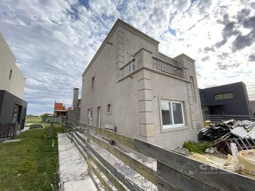 Casa - Los Castaños