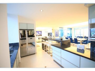 Penthouse en venta, sector Tonsupa, Edificio Diamond Beach