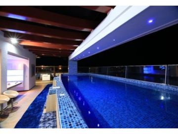 Penthouse en venta, sector Tonsupa, Edificio Diamond Beach