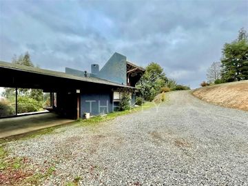 Casa en Venta en Condominio Lomas de Chivilcán