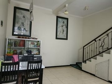 Rumah Dijual Lokasi di Jl. Baratajaya, Gubeng Surabaya