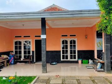 Rumah second 1,35 M di Sawangan Depok