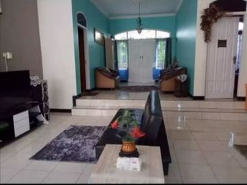 *Dijual Rumah Putat Gede selangkah ke mayjen Sungkono Surabaya