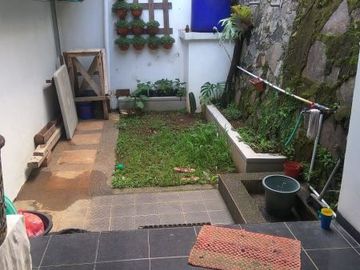 Rumah dalam komplek yang Asri dii Jatihandap Bandung | ACHMADROKHMAN