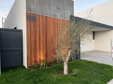CASA EN VENTA DE UN PISO LOMAS IV EL MOLINO