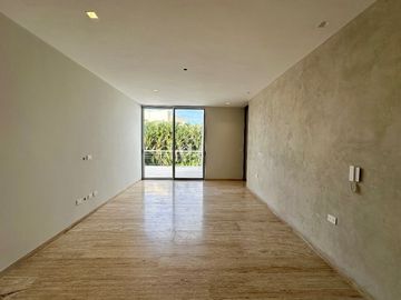 Casa nueva en venta en privada en el Yucatán Country Club, Mérida, Yucatán.