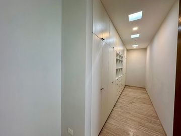 Casa nueva en venta en privada en el Yucatán Country Club, Mérida, Yucatán.