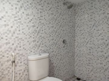 town house 2 lantai minimlais Padalestari Bandung