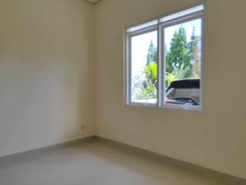 town house 2 lantai minimlais Padalestari Bandung
