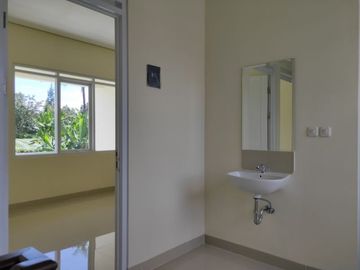 town house 2 lantai minimlais Padalestari Bandung