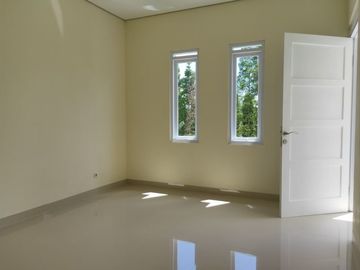 town house 2 lantai minimlais Padalestari Bandung