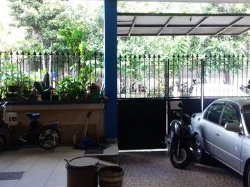 Jual Rumah Tinggal dan Kost di Jalan Dukuh Menanggal Kota Surabaya