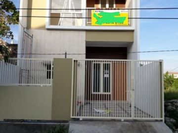 DiJual / DiSewakan Rumah Baru BCF Sidoarjo Cluster Pedova