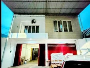 Dijual Cepat Rumah Strategis di Jl. Raya Kalirungkut, Surabaya