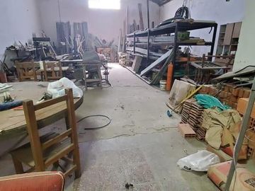 DEPOSITO DE 10 X 43 DE FONDO EN JUAN B JUSTO Y NEUQUEN