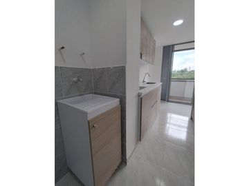 Venta de apartamento nuevo en Plaza Fabricato, Bello
