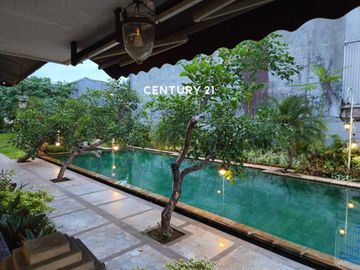 Rumah Mewah Besar Dengan Swimming Pool Siap Huni Dm 18487