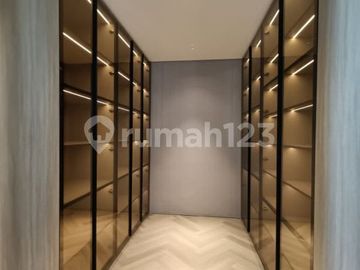 Rumah Fully Furnish + Interior Mewah + Renovasi Tambah Lantai 3+1 (Jadi 4 Lantai)