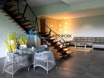 Maria Luisa Luxury House For Sale