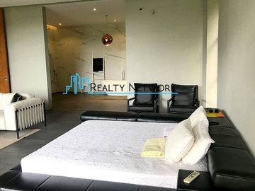 Maria Luisa Luxury House For Sale