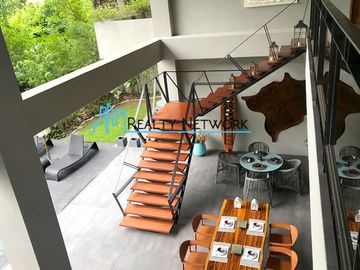 Maria Luisa Luxury House For Sale