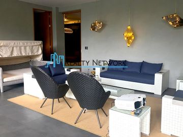 Maria Luisa Luxury House For Sale