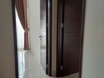 DISEWAKAN RUMAH BAGUS RAPIH, DI CLUSTER ALLEVARE FORESTA BSD