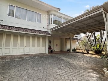Dijual Rumah Hook Pondok Indah Ada Halaman Dan Pool
