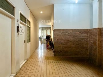 Dijual Rumah Hook Pondok Indah Ada Halaman Dan Pool