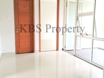 Disewa Rumah 2 Lt Type 141/162 m2 The Home Southlink - Batam