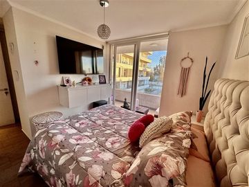 Departamento en venta de 2 dorm. en La Cisterna
