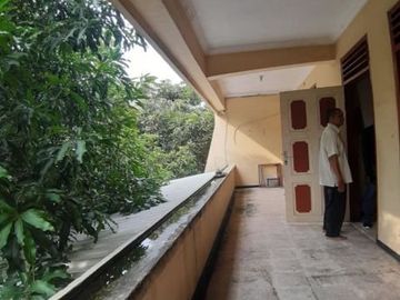 Rumah Dukuh Kupang Barat Bebas banjir, bisa untuk rumah kost
