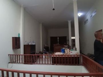 Rumah Dukuh Kupang Barat Bebas banjir, bisa untuk rumah kost