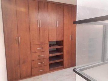 Excelente casa en Lomas de Juriquilla J2