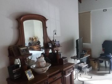 ITUZAINGO N. CHALET NORMANDO EN BARRIO CERRADO