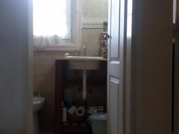 ITUZAINGO N. CHALET NORMANDO EN BARRIO CERRADO