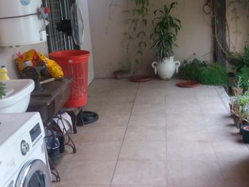 ITUZAINGO N. CHALET NORMANDO EN BARRIO CERRADO