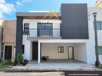 Casa en Venta en Lomas del Sol, Rivera veracruzana