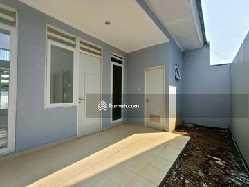 Rumah Siap Huni Minimalis Posisi Hook di Sentul City