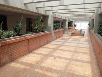 local en arriendo en chipichape. Cod A9191046